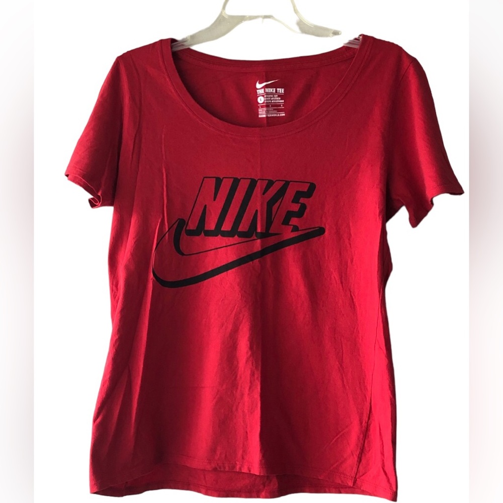 Women’s Nike Athletic Workout Top Size Large